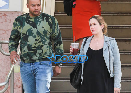 Donald Faison and pregnant CaCee Cobb enjoy a lunch date at Tender Greens in Studio City.