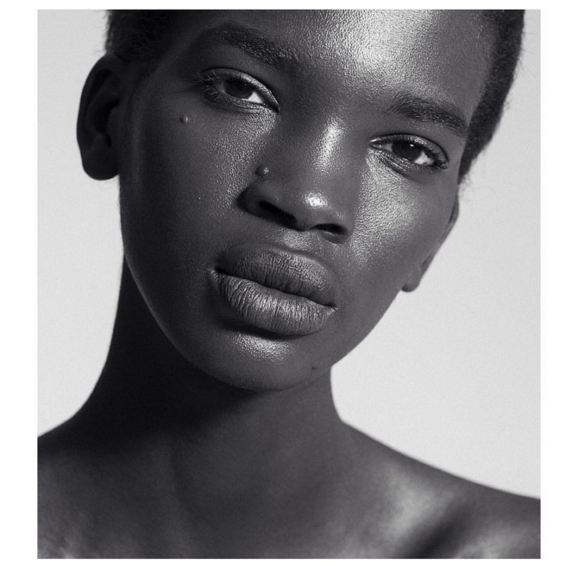 lips643