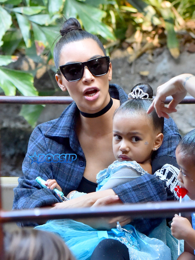 SplashNews Kim Kardashian North West Disneyland Kim Kardashian North West Queen Elsa