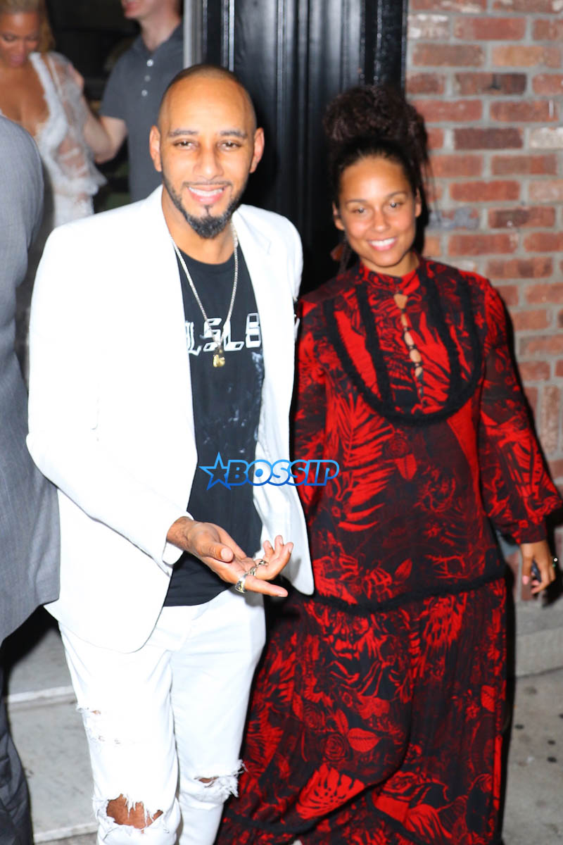 Beyonce and Jay Z along with Swizz Beatz, and Alicia Keys dinner at Pasquale Jones after the VMA's. AKM-GSI