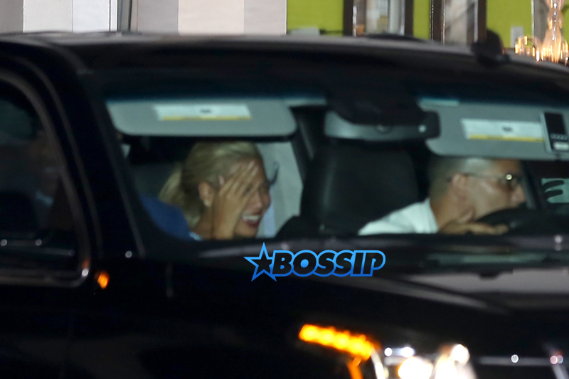 Beyoncé Jay Z jump car leaving the No Name club after a date night eating at Madeo. AKM-GSI