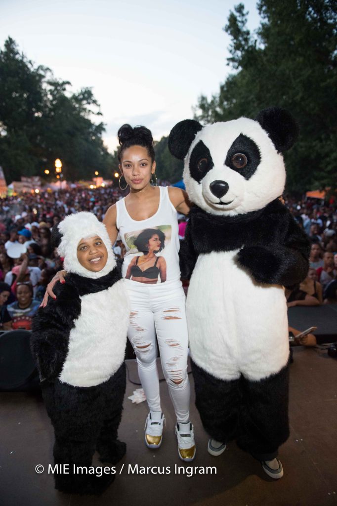 erica-mena-with-pandas