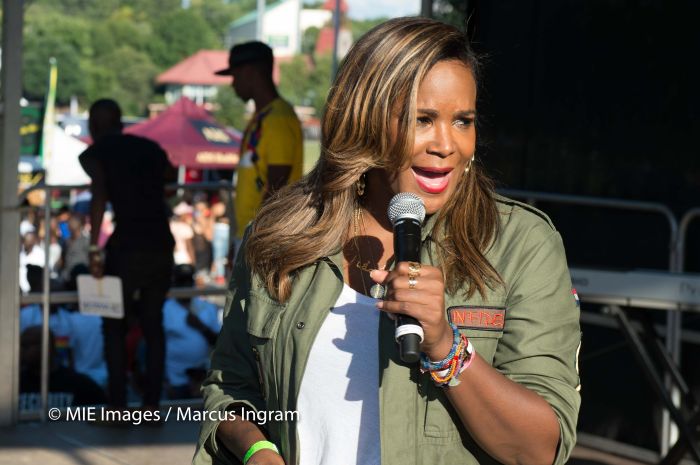 tameka-foster-raymond