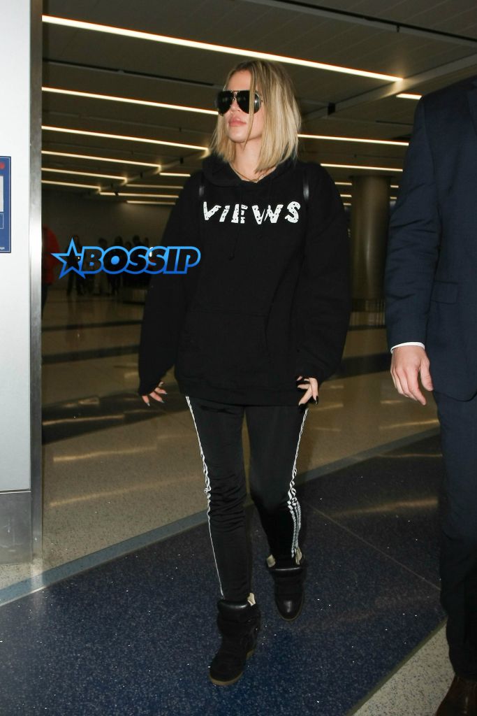khloe4