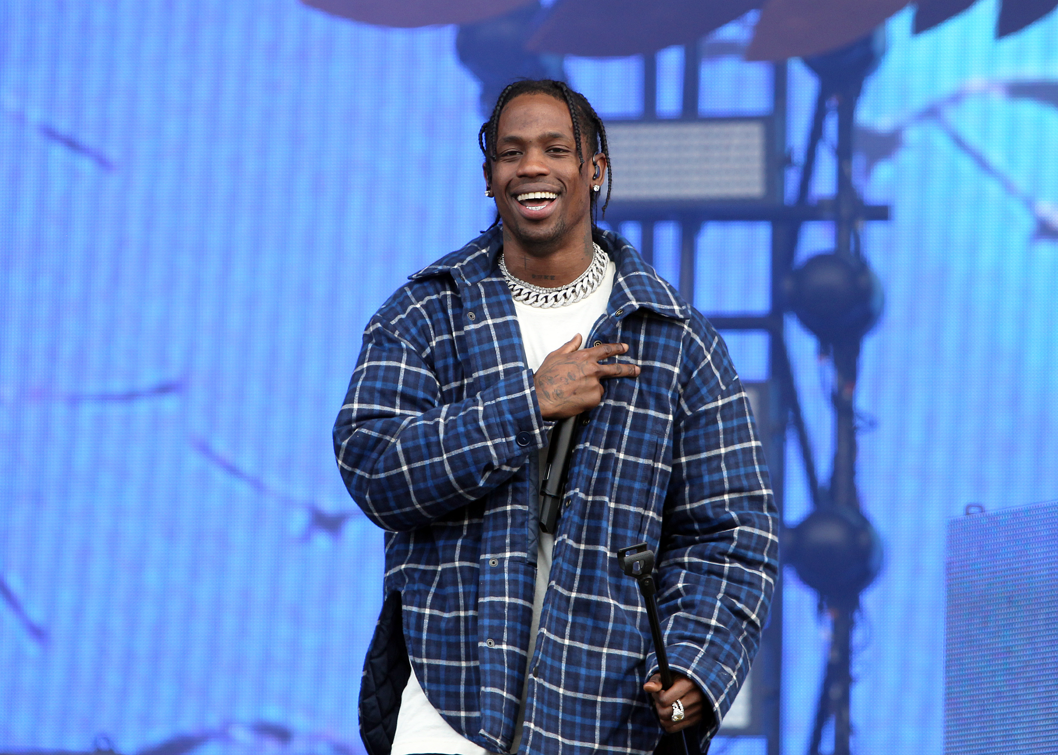 travis scott daddy duties delivery room scares