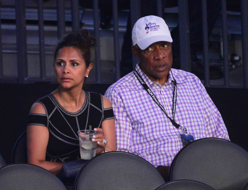 Basketball legend Julius Erving aka Dr J attends the Mayweather /McGregor fight at the T-Mobile Arena in Las Vegas. Nv