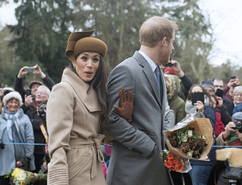 25.12.2017; Sandringham, England: MEGHAN MARKLE JOINS ROYALS FOR CHRISTMAS AT SANDRINGHAM Meghan Markle, Prince Harry's fiance accompanied him to the Christmas Service at St Mary's Magdalene on the Sandringham estate. Also present were the Duke and Duchess of Cambridge; Princess Beatrice, Princess Eugenie, the Wessexes and Peter Phillips and Family Members of the extended royal family were also in attendance.