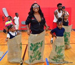 Reginae bean bag race