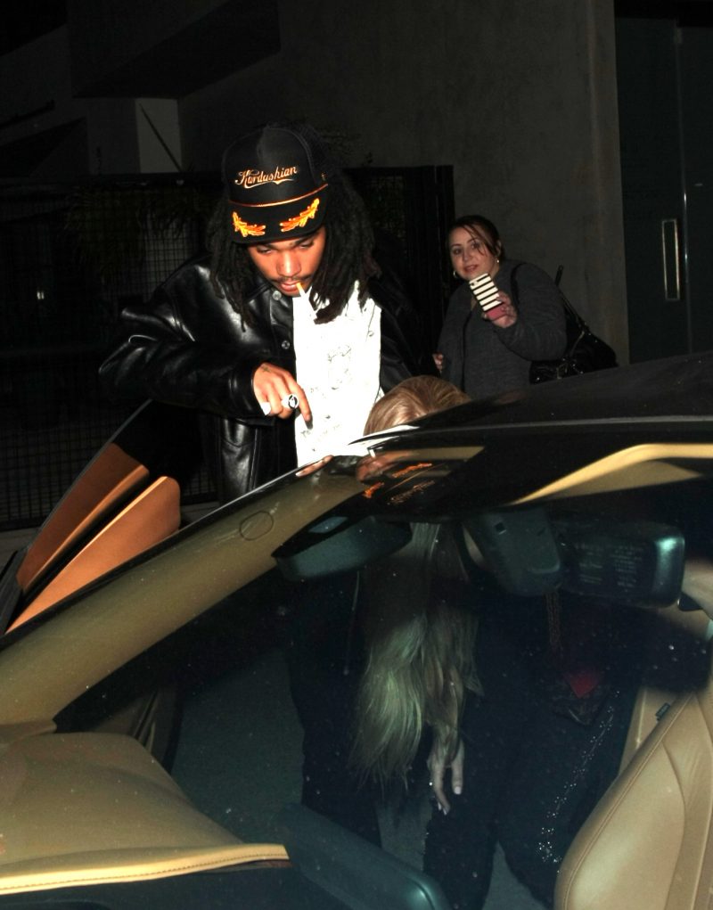Kourtney Kardashian and rumored boyfriend Luka Sabbat grab a bite with friends at Crossroads vegan restaurant.