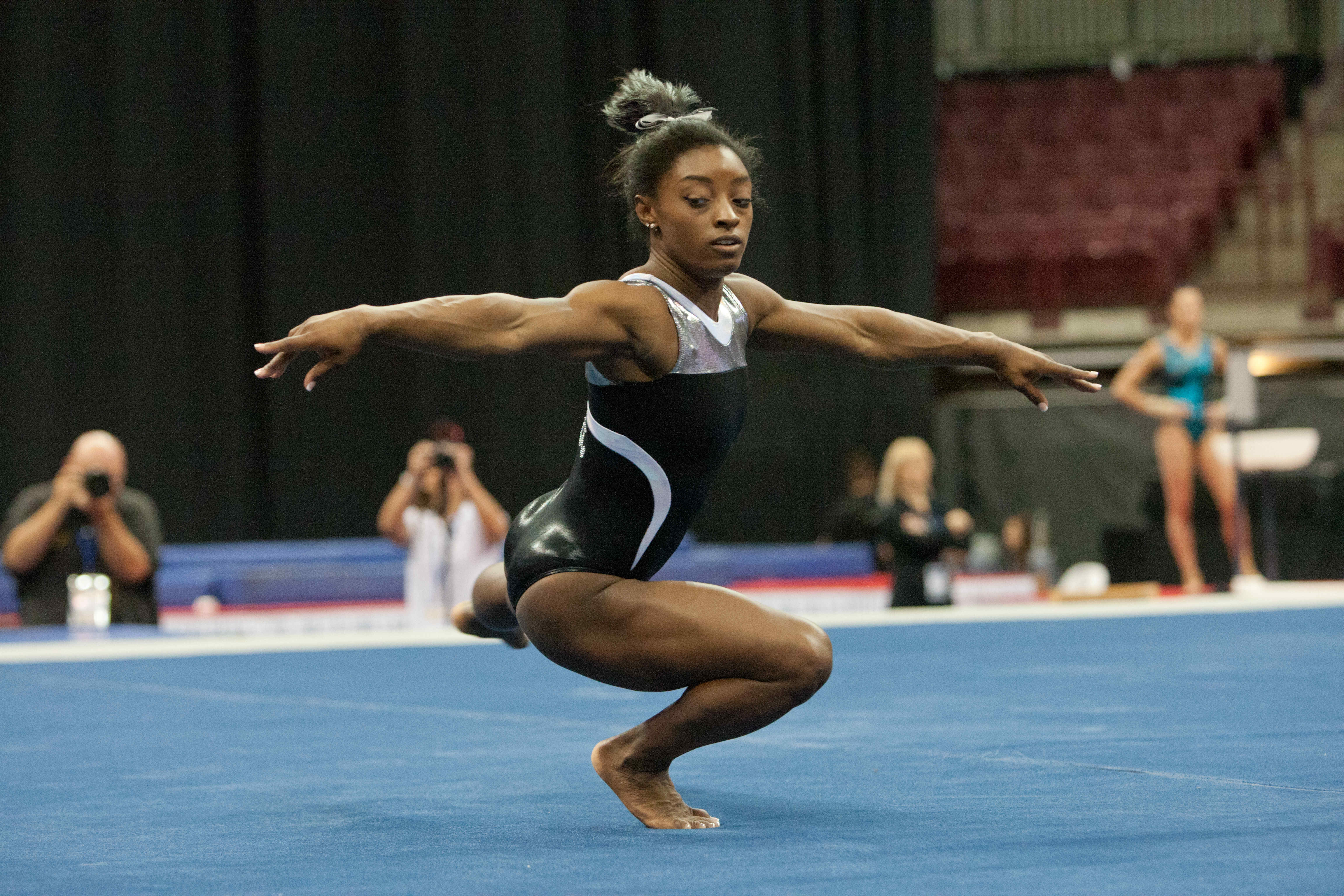 simone biles sets record world titles