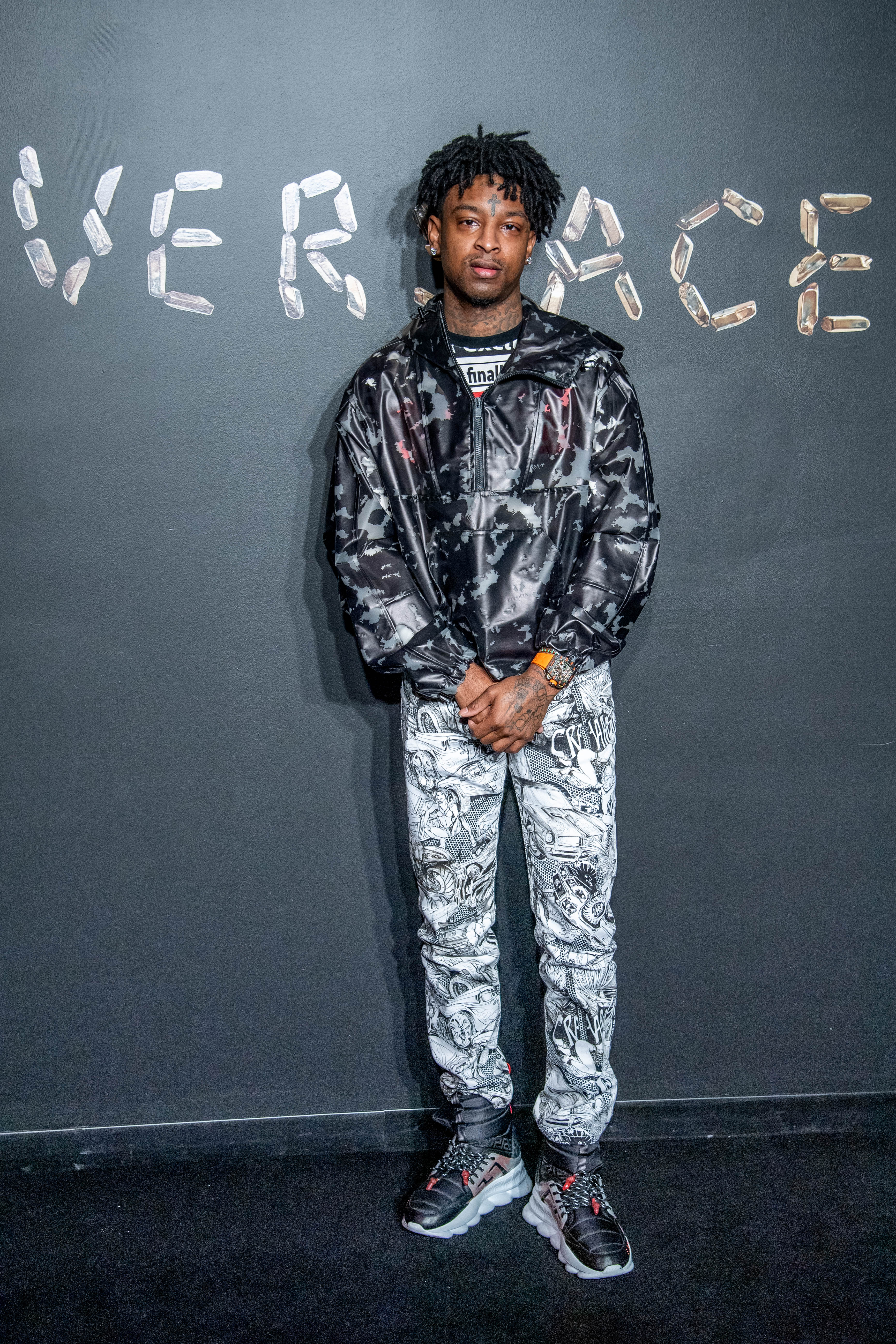 Versace Fall 2019 - Arrivals