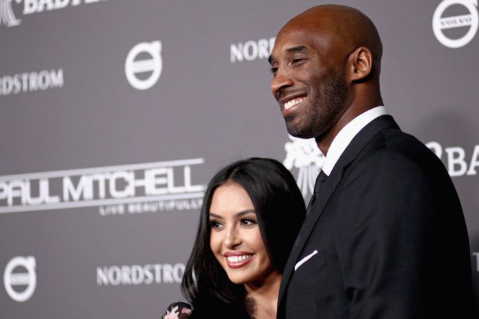 2018 Baby2Baby Gala Presented By Paul Mitchell - Red Carpet