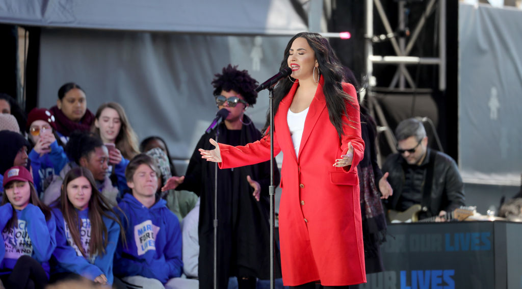 Demi Lovato marks 90 days sober, mom says