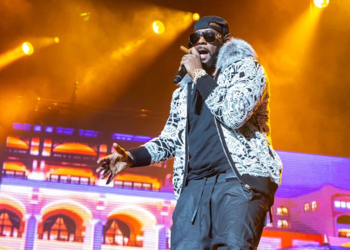 R Kelly In Concert - Detroit, MI