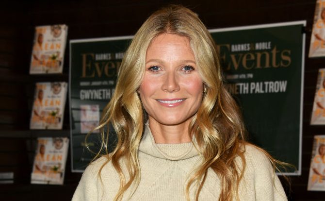 Gwyneth Paltrow Signs Copies Of Her New Book 'The Clean Plate'