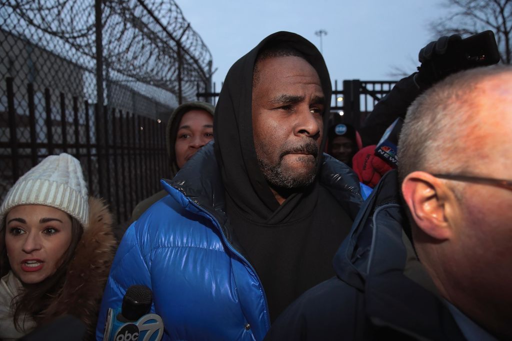 R. Kelly Appears In Court For Aggravated Sexual Abuse Charges