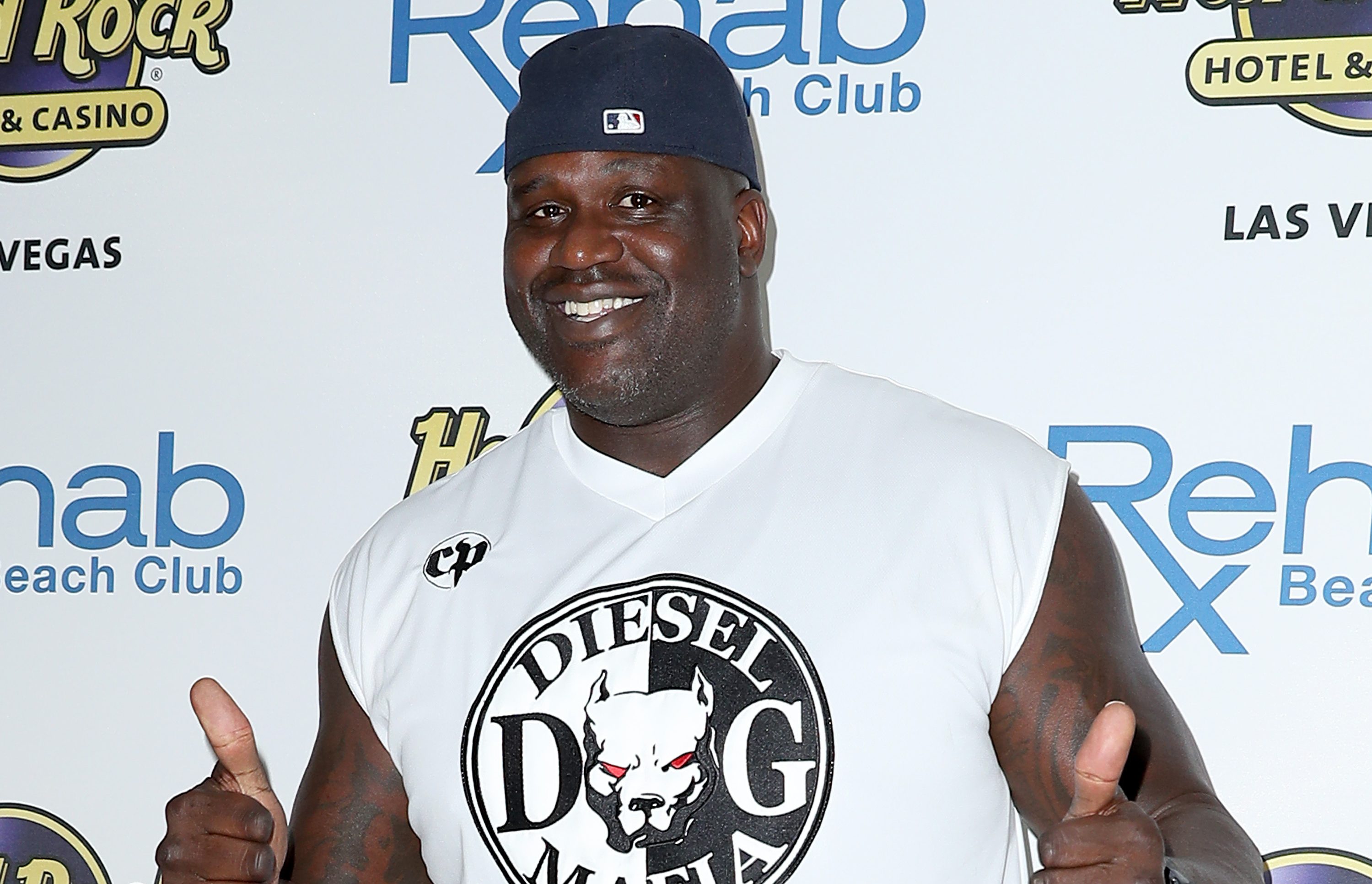Shaq DJ at Rehab Beach Club