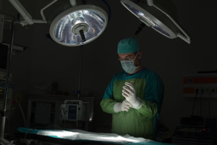 Every good surgeon plans an operation mentally