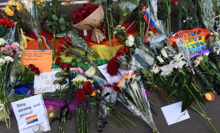 RUSSIA-USA-REMEMBRANCE-FLOWERS