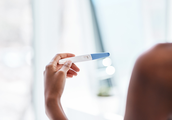 Woman Thought She Had Kidney Stone Pains, Gives Birth To TRIPLETS Instead