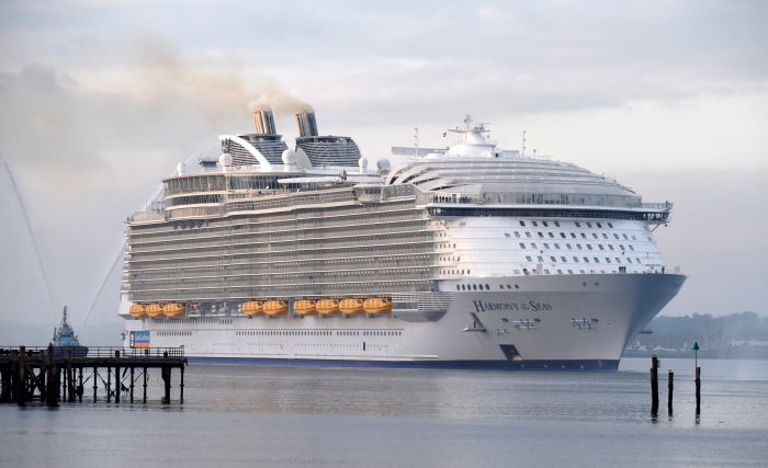 cruise ship