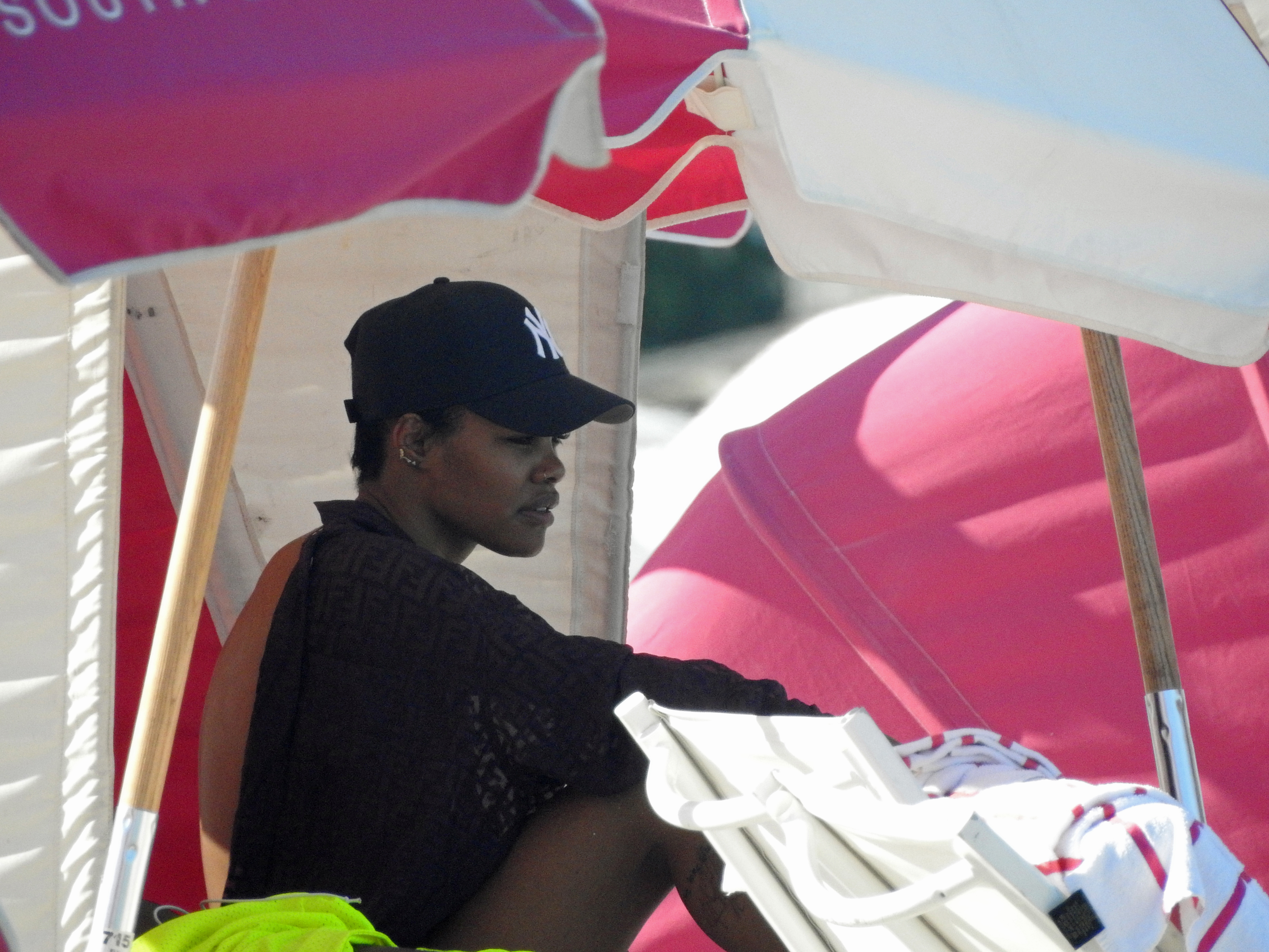 Teyana Taylor Iman Shumpert and daughter Junie in Miami