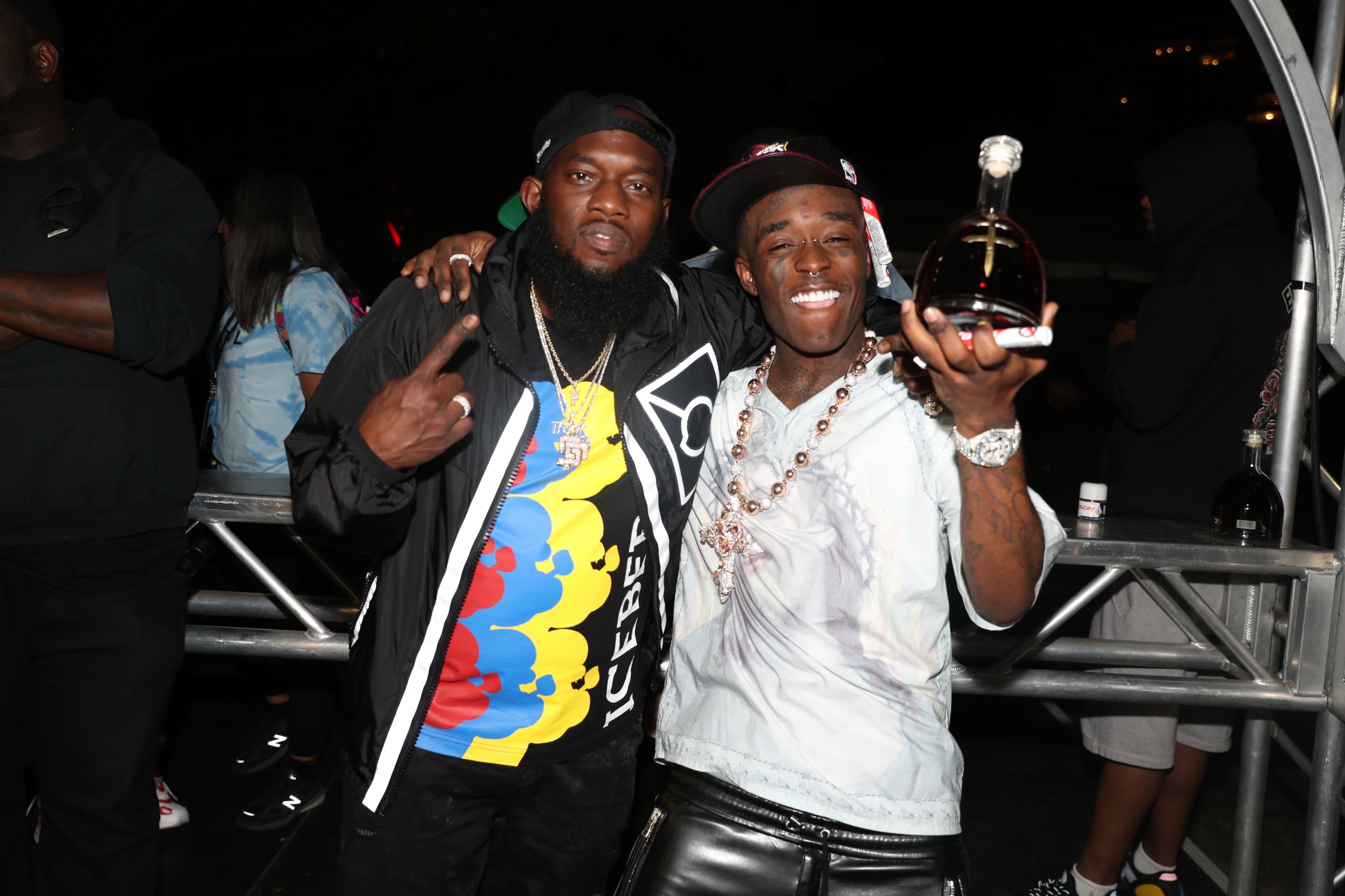 Made In America D'usse Riser