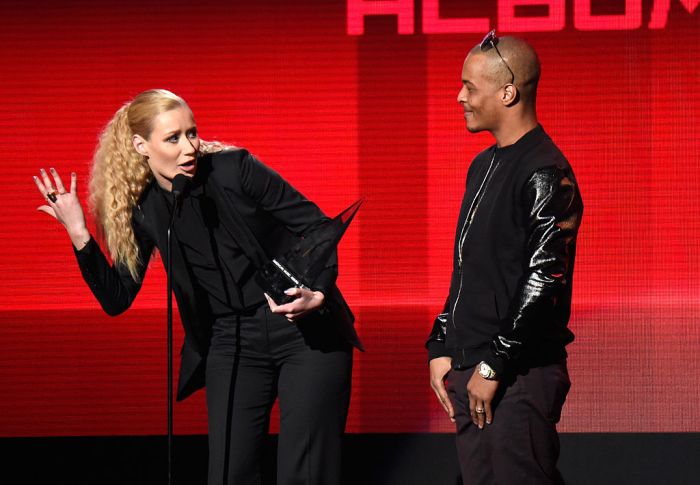 2014 American Music Awards - Roaming Show