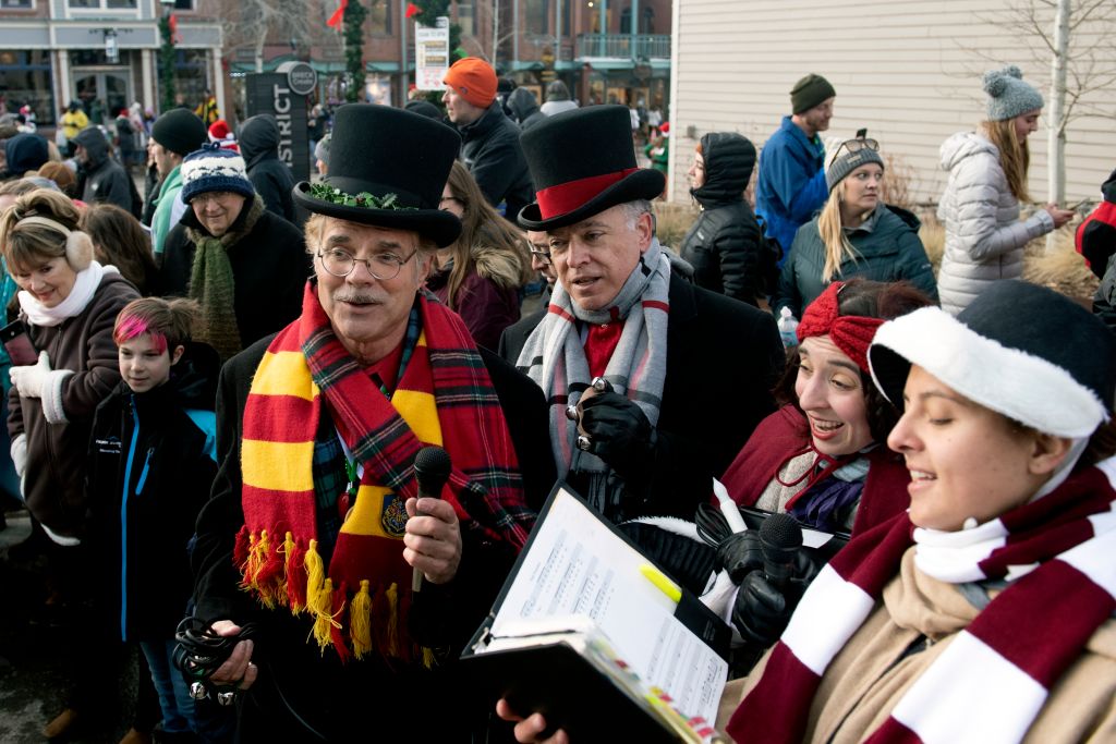US-OFFBEAT-CHRISTMAS-SANTA CLAUS-RACE