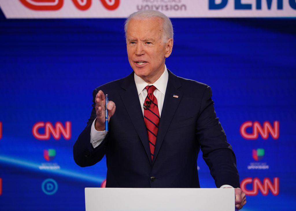 US-POLITICS-VOTE-DEMOCRATS-DEBATE