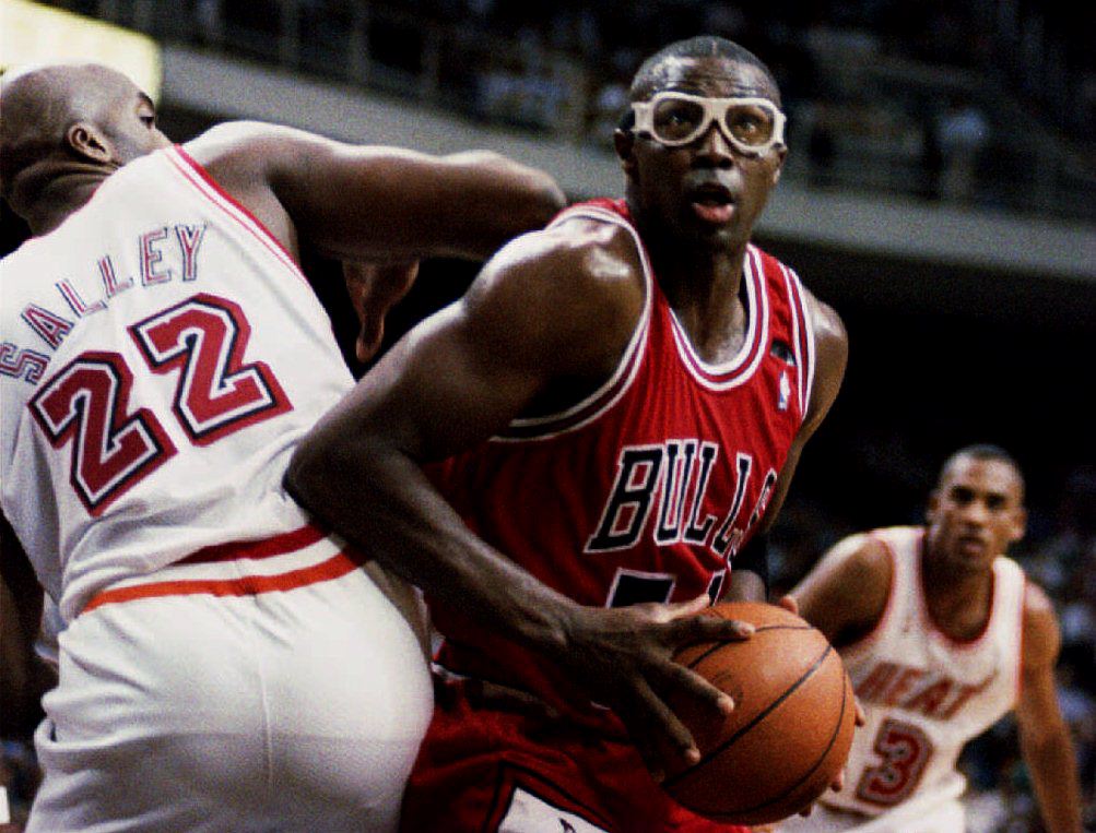 BNK-BULLS-HEAT NBA ACTION