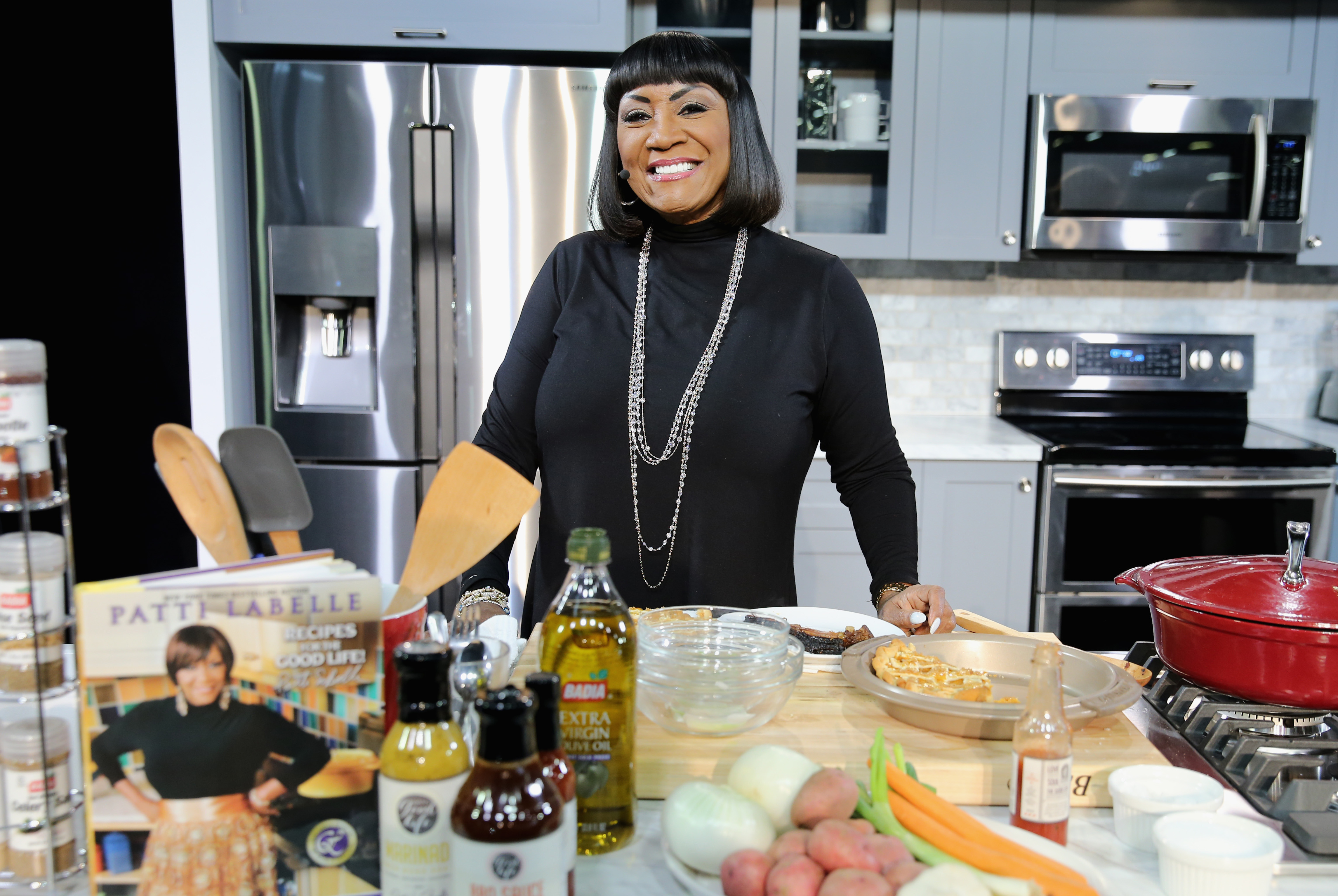 Grand Tasting Presented By ShopRite Featuring Samsung Culinary Demonstrations Presented By MasterCard® - Food Network & Cooking Channel New York City Wine & Food Festival presented By FOOD & WINE