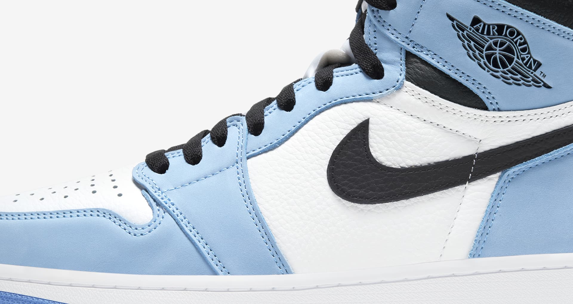 Air Jordan 1 University Blue