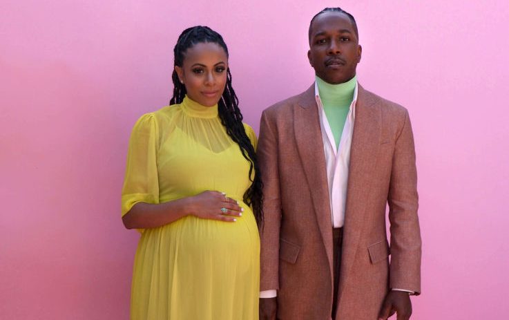 Leslie Odom Jr. Gets Ready For The 2021 Golden Globe Awards