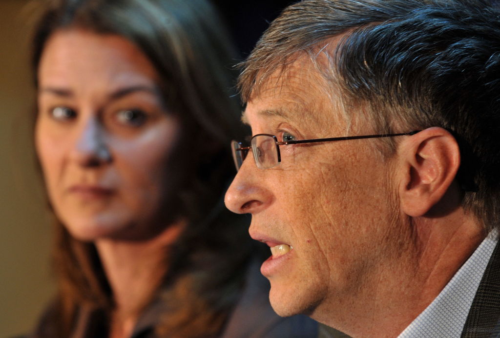 SWITZERLAND-WEF-DAVOS-GATES-SOCIAL-CHINA
