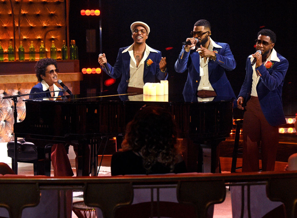 Silk Sonic at the 2021 iHeartRadio Music Awards – Show