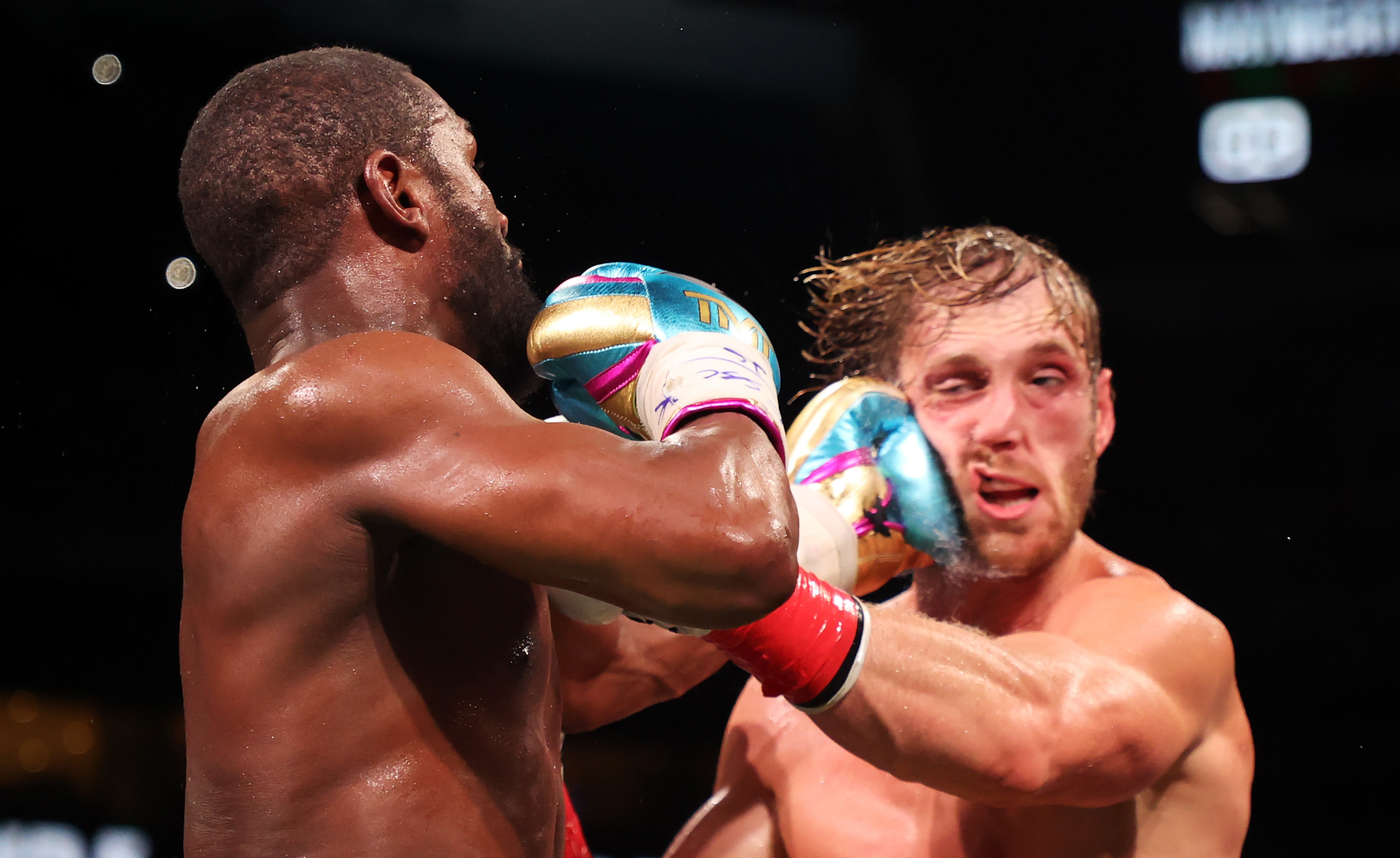 Floyd Mayweather v Logan Paul