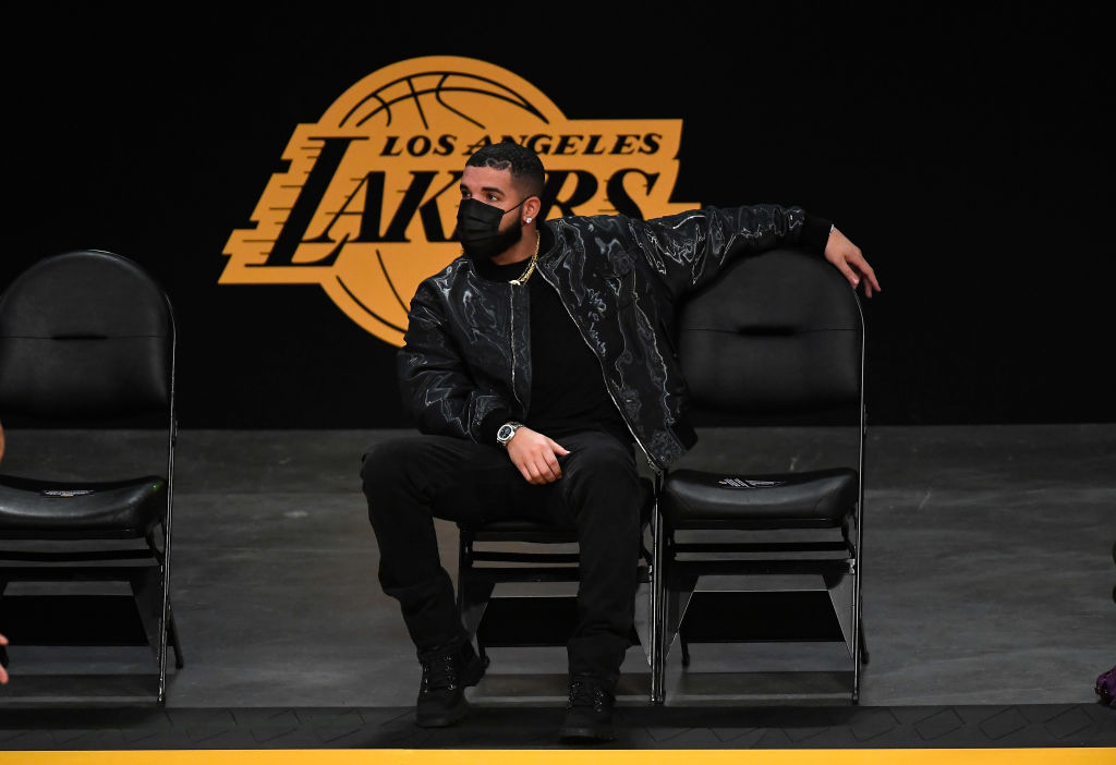 Golden State Warriors v Los Angeles Lakers - Play-In Tournament