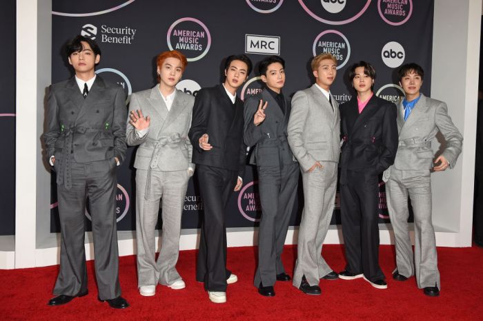 2021 American Music Awards - Arrivals