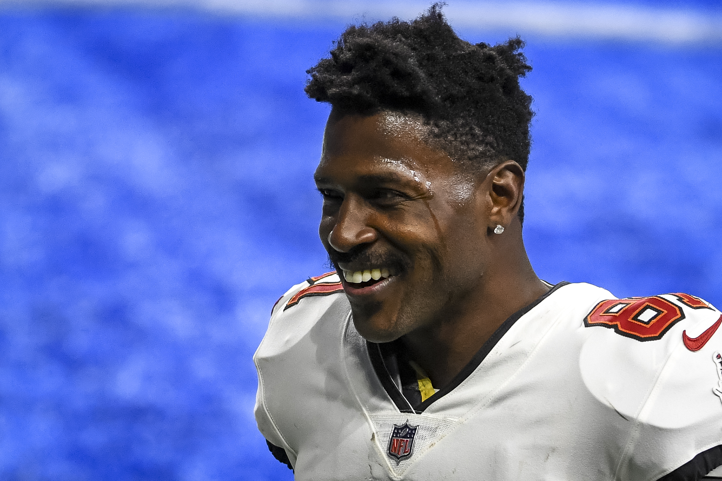 Antonio Brown & The Tamp Bay Bucs