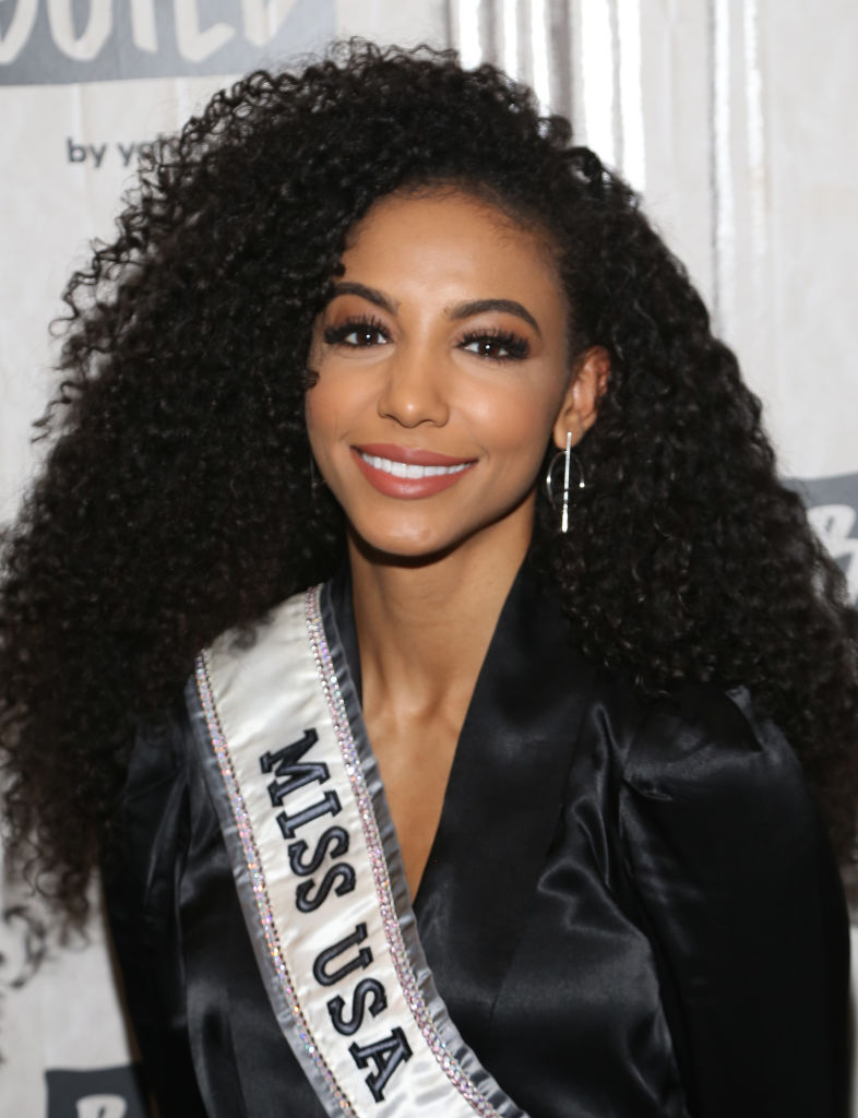 Celebrities Visit Build - November 18, 2019