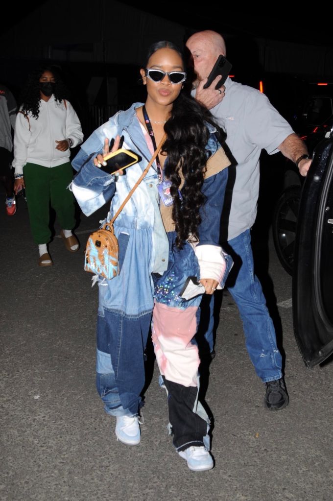 H.E.R. exits SoFi Stadium following Rams 2022 Super Bowl win