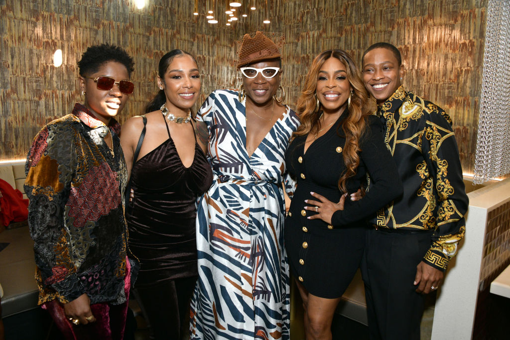 Niecy Nash And Wife Jessica Betts Celebrate Their Essence Magazine Cover