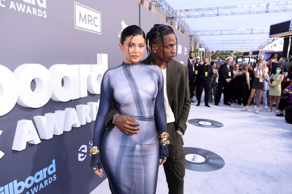 2022 Billboard Music Awards - Red Carpet