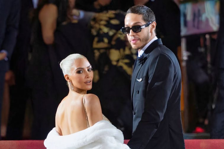 The 2022 Met Gala Celebrating "In America: An Anthology of Fashion" - Street Sightings