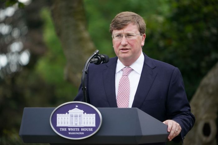 US-POLITICS-TRUMP-COVID