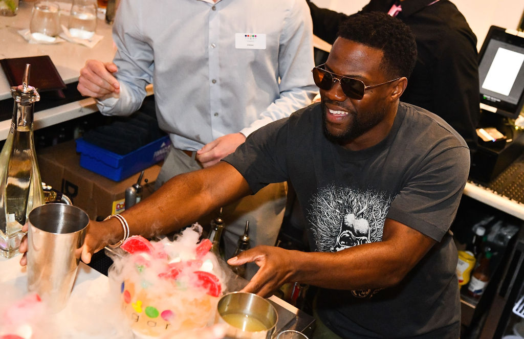 Kevin Hart Debuts His New Cocktails At Sugar Factory American Brasserie Orlando