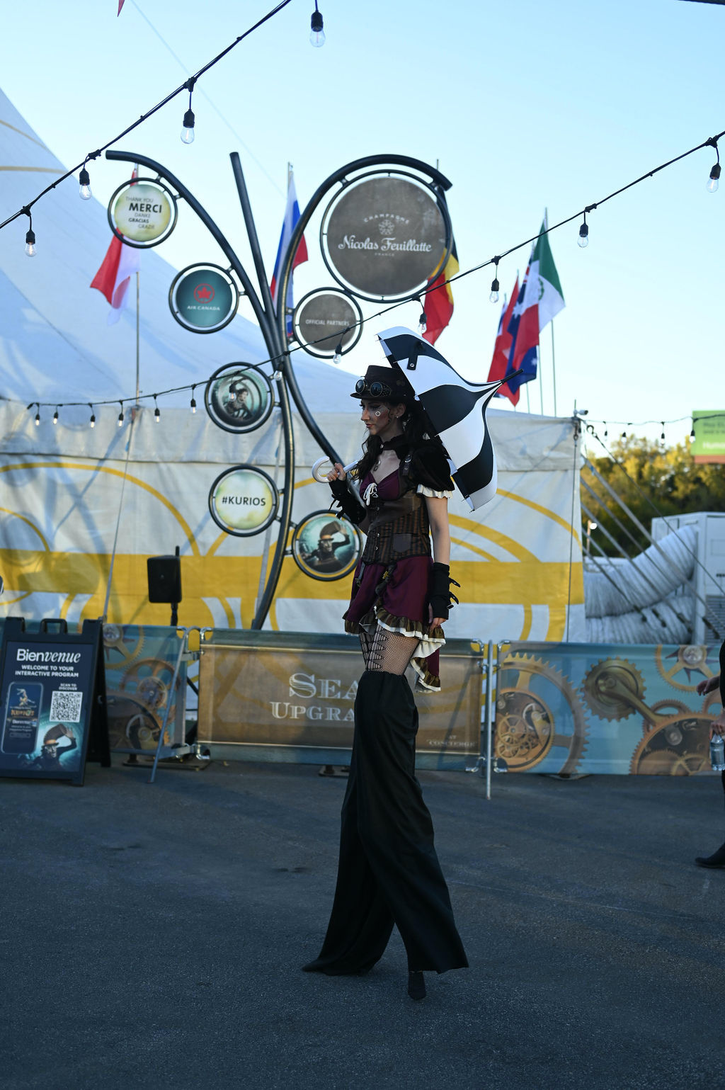 Kurios VIP and atmosphere images