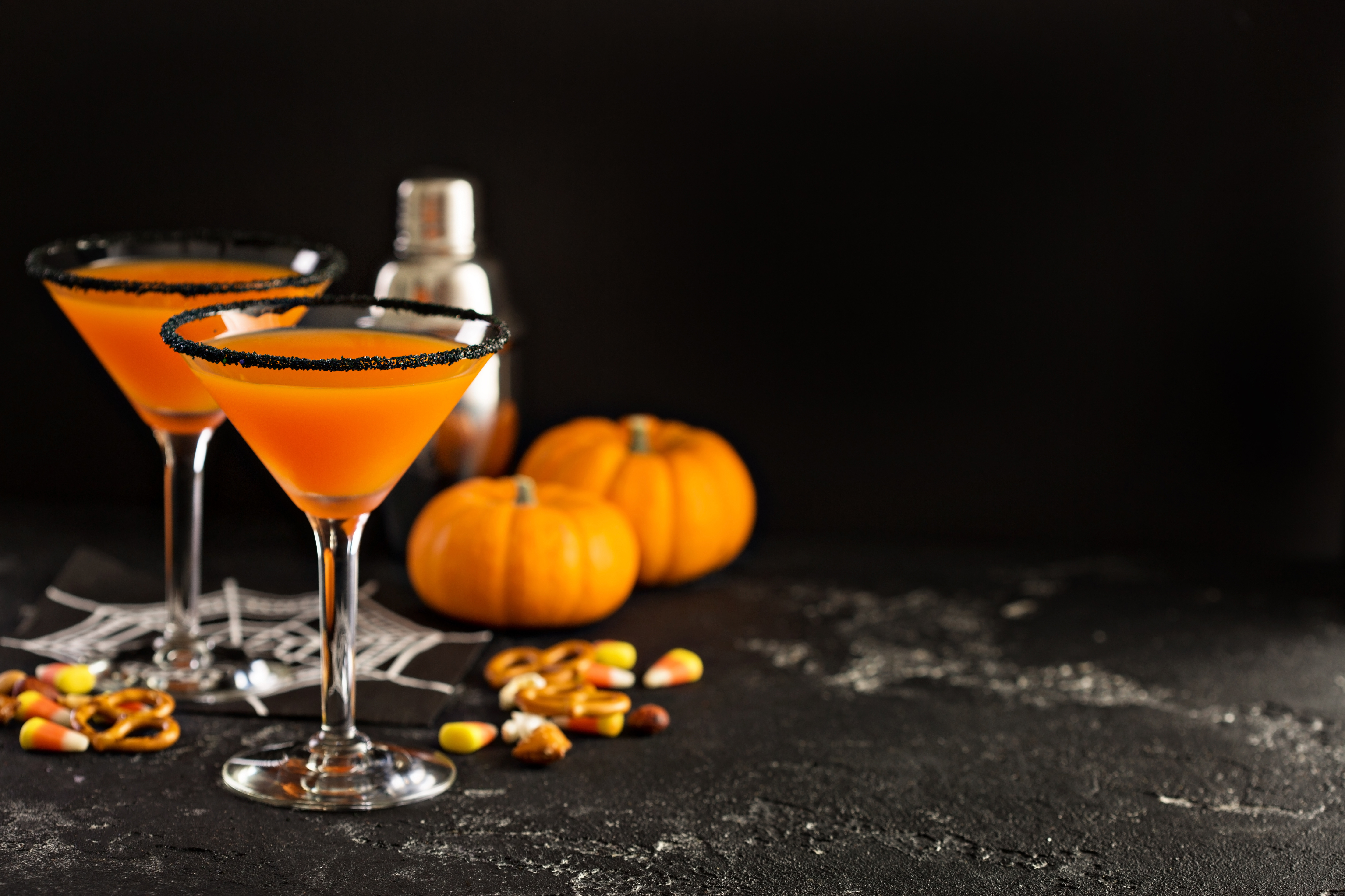 beach whiskey and American Harvest cocktails