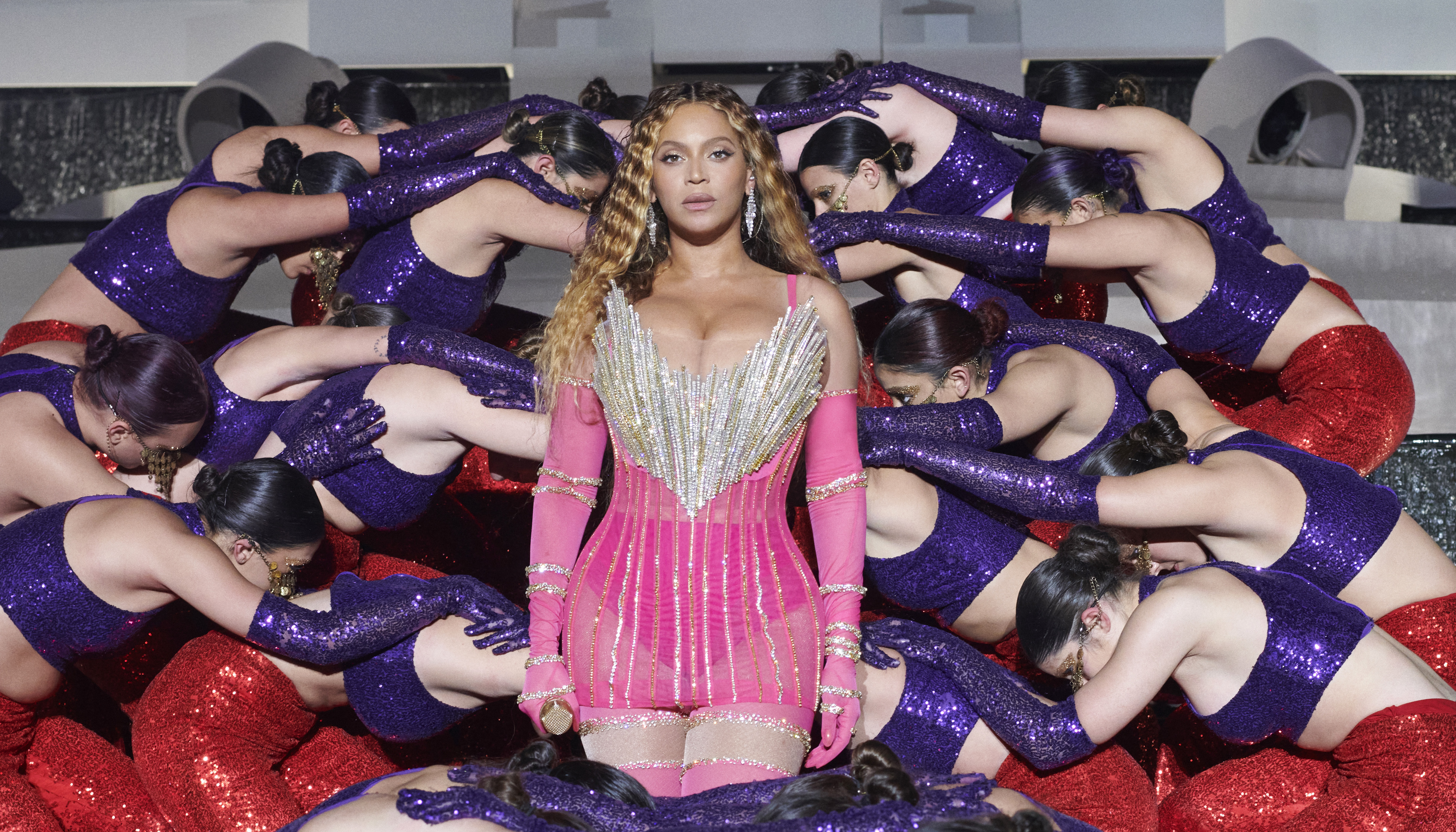 Atlantis The Royal Grand Reveal Weekend 2023 - Beyonce Performance